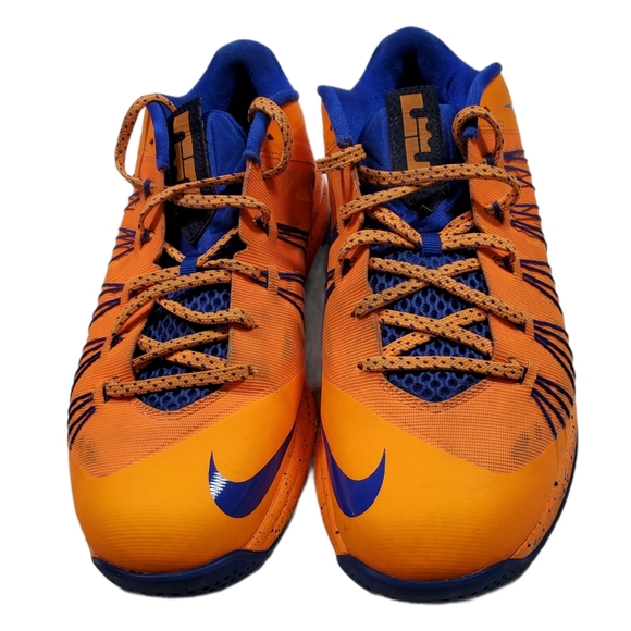 Air Max Lebron - Picture 3 of 15